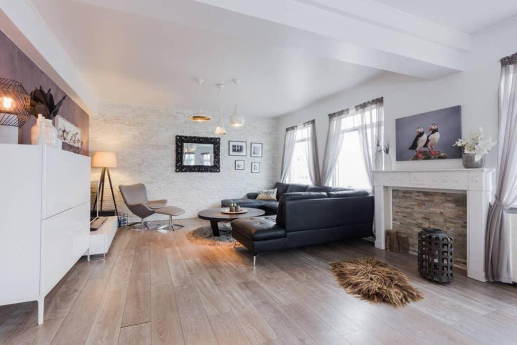 Superb Central Location, No Car Needed - Spacious Akureyri Exterior photo